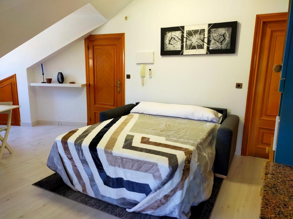 Apartamento En El Casco Antiguo De Ponferrada Εξωτερικό φωτογραφία