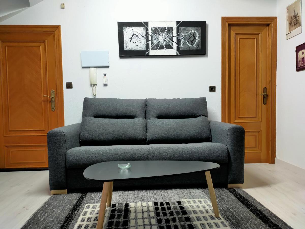 Apartamento En El Casco Antiguo De Ponferrada Εξωτερικό φωτογραφία
